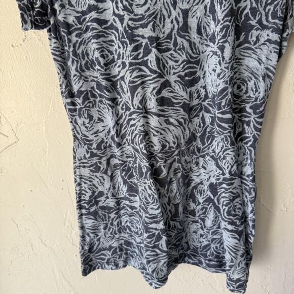 Maurices Shirt Y2k Medium Blue Gray Floral Rose Print Short Sleeve USA Grunge - Picture 3 of 11